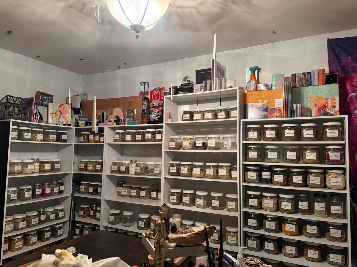 Bulk Herbs & Powders