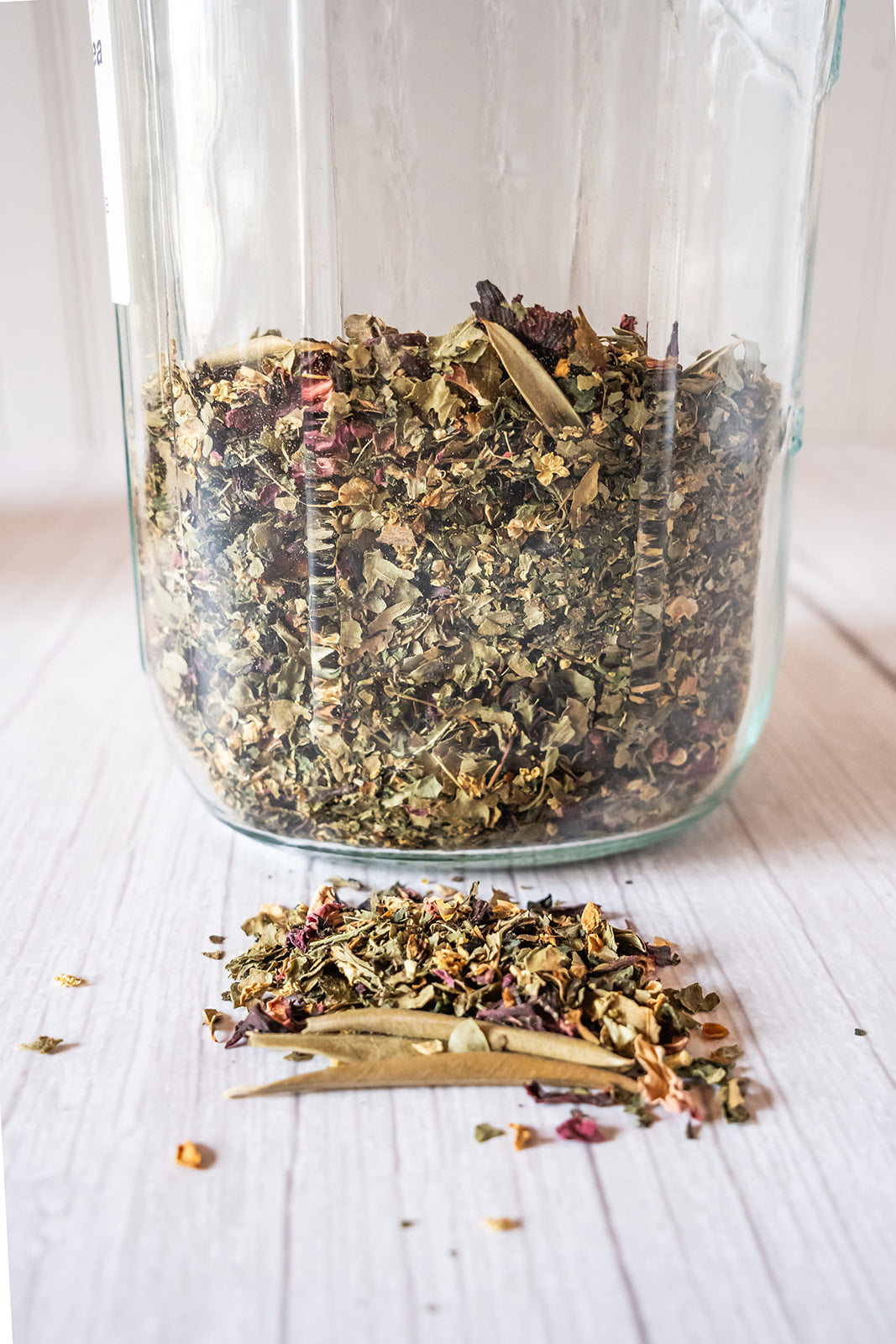 Hearty Hawthorne tea, organic image 1