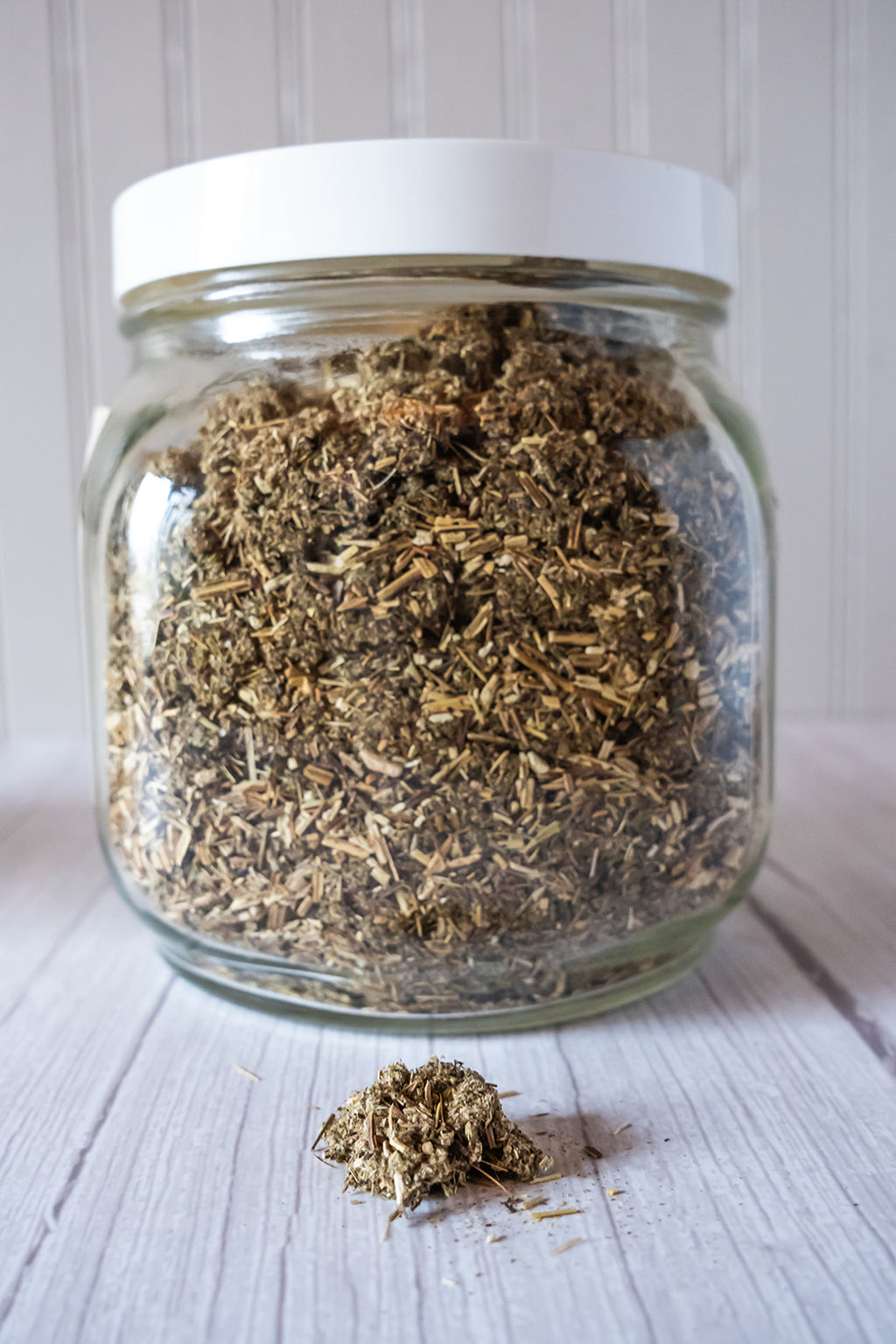Mugwort, organic image 1