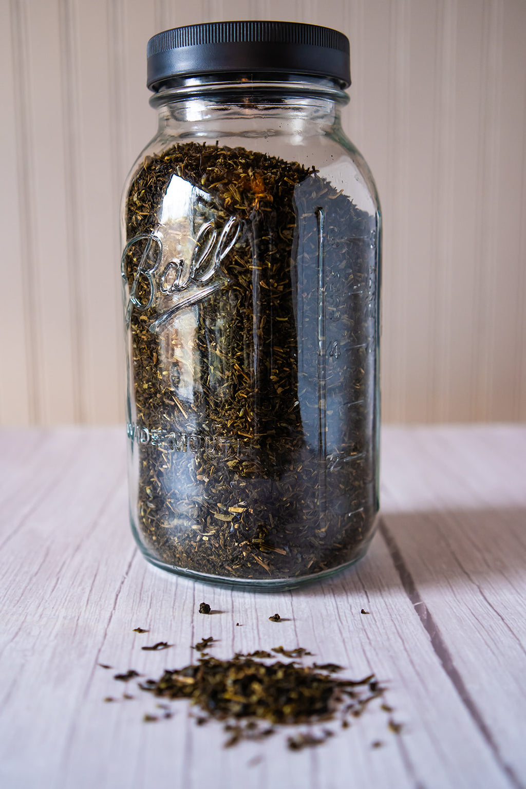 Earl Grey Green with Lavender Petals image 1