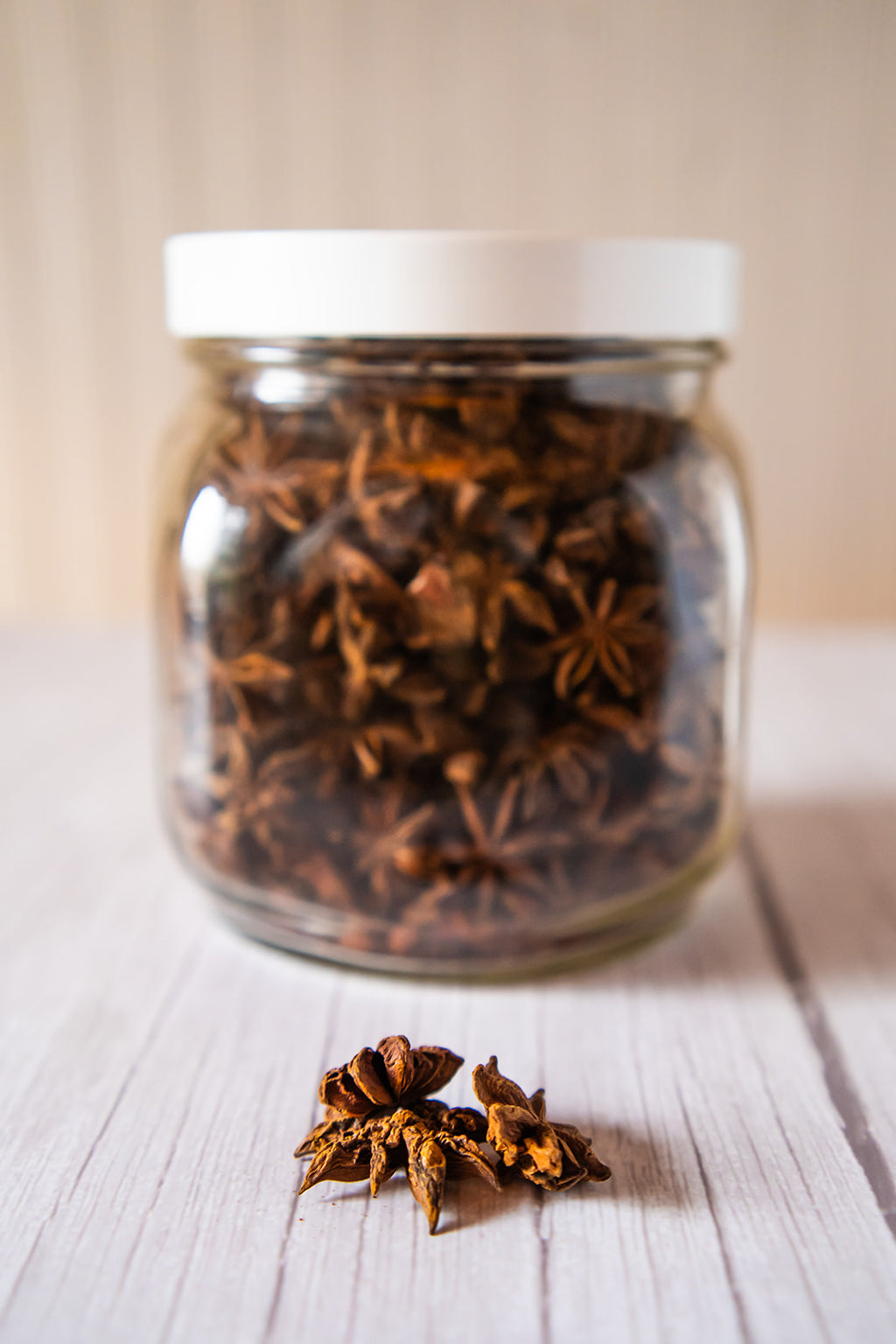 Anise, Whole Star, organic image 1