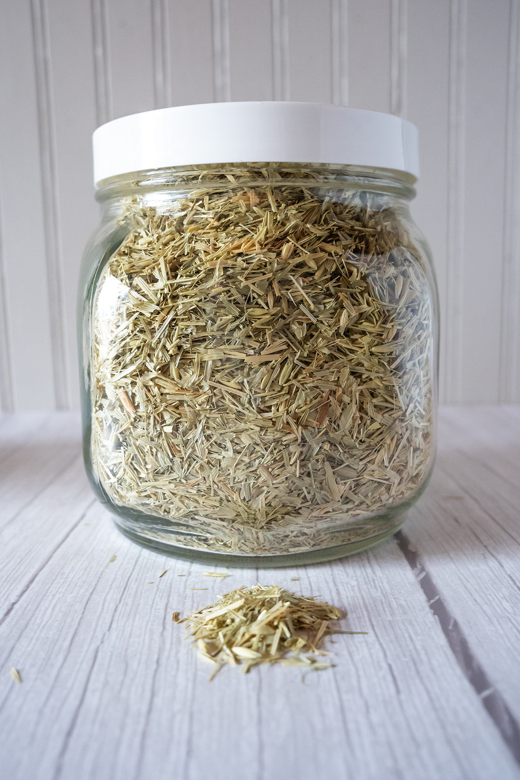 Oatstraw, organic image 1